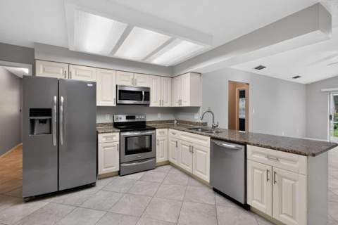 9504 Via Segovia, New Port Richey FL - photo 14 of 20
