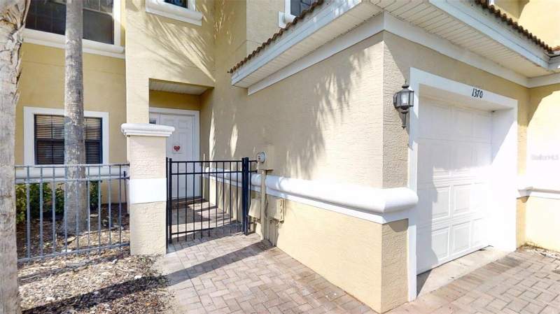3 bedroom Townhouse at 1370 Pacific Road, Tuscany Preserve Ph 03, Poinciana — photo 2