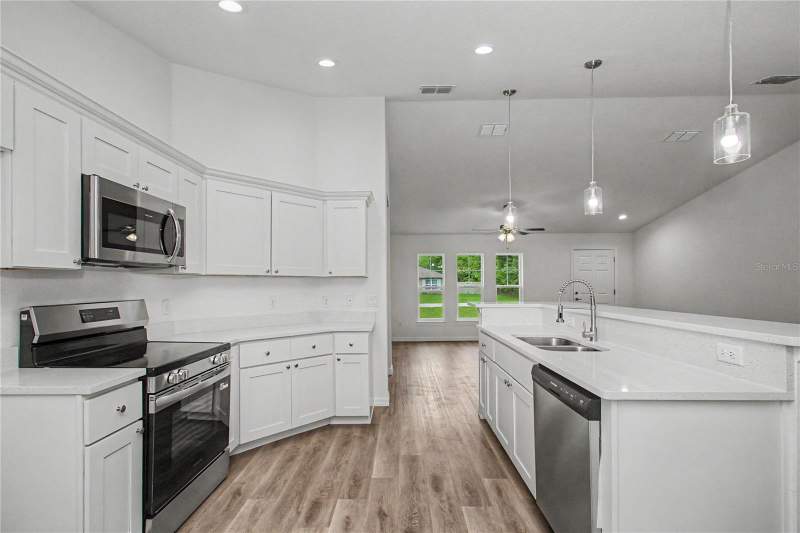 3 bedroom Single Family Residence at 3032 SE 140th Place, Belleview Heights Estate, Summerfield — photo 3