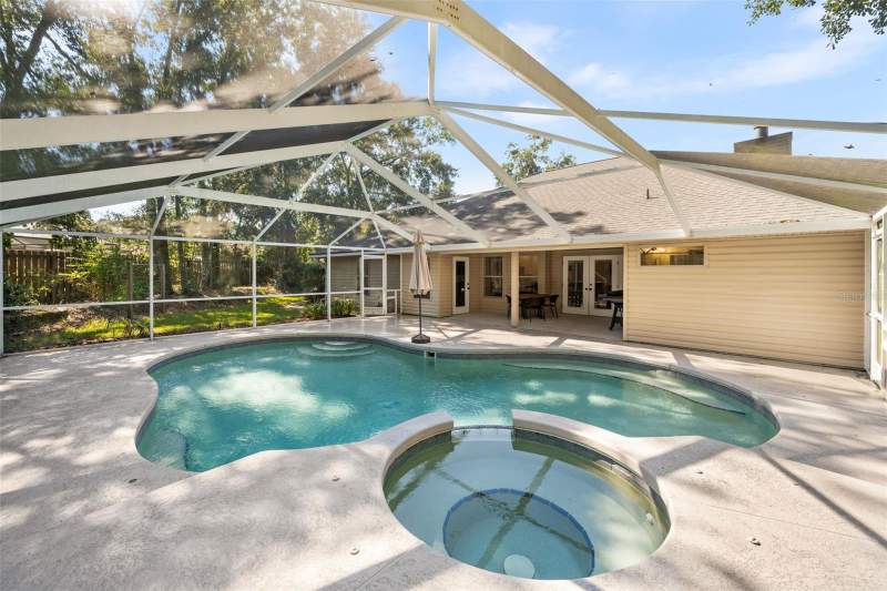 4 bedroom Single Family Residence at 10527 NW 14th Place, Broadmoor Ph 6, Gainesville — photo 3