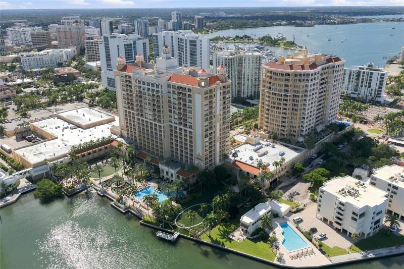 4 bedroom Condominium at 1111 Ritz Carlton Drive #1704, The Residences, Sarasota — photo 2