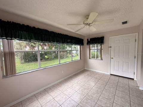 208 Aragon Lane, Lady Lake FL - photo 10 of 12