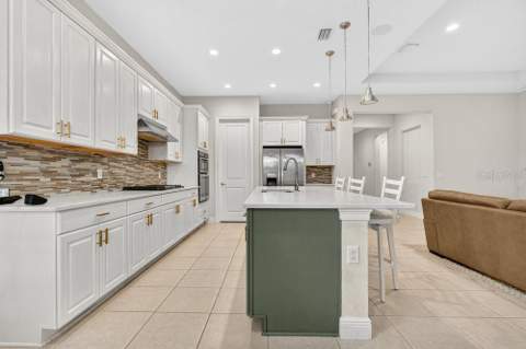 15607 Sylvester Palm Drive, Winter Garden FL - photo 14 of 37