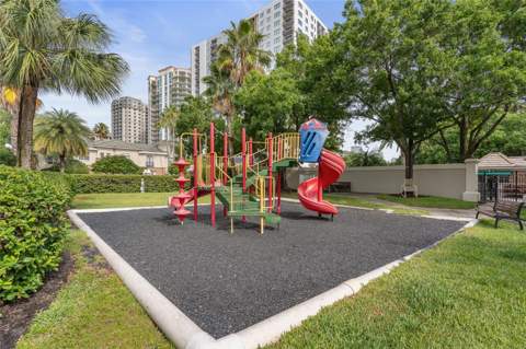 1109 Normandy Trace Road #1109, Tampa FL - photo 23 of 25