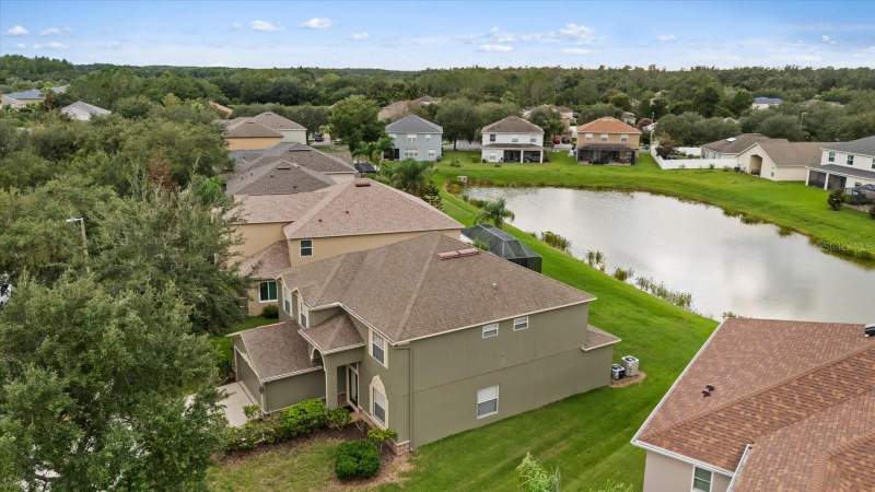 6 bedroom Single Family Residence at 10616 Liberty Bell Drive, Heritage Isles, Tampa — photo 4