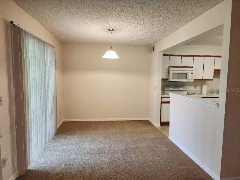 2 bedroom Condominium at 5336 WHITE CLIFF LANE #4, COACH HOMES AT DOVER VILLAGE, ORLANDO — photo 5