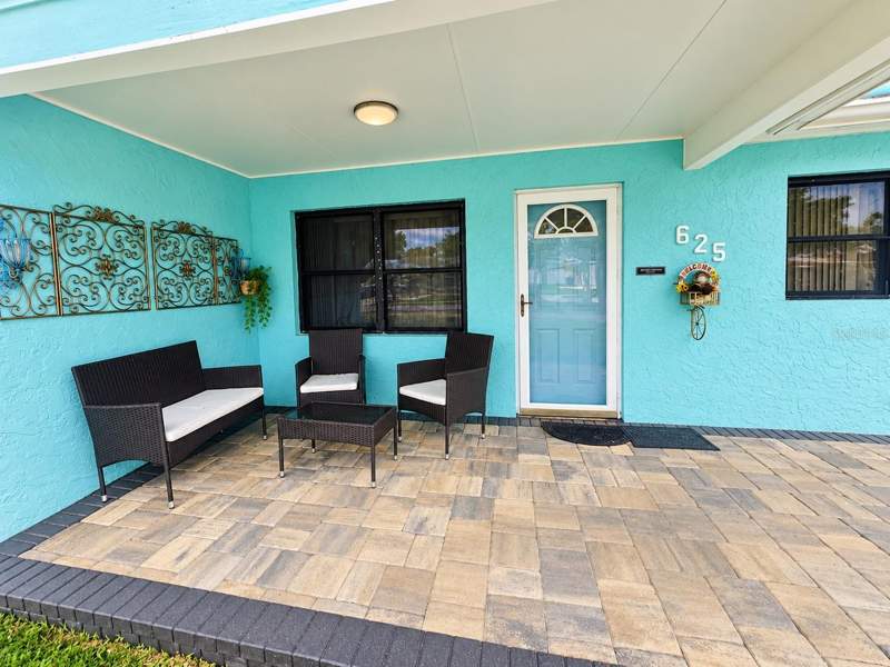 4 bedroom Single Family Residence at 625 E Cummings Street, Todhunter Estates, Lake Alfred — photo 5