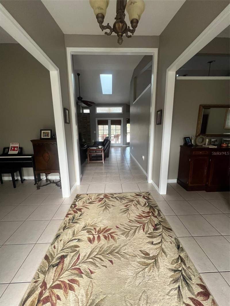 4 bedroom Single Family Residence at 1545 ANTOINETTE COURT, LAFAYETTE FOREST, OVIEDO — photo 2