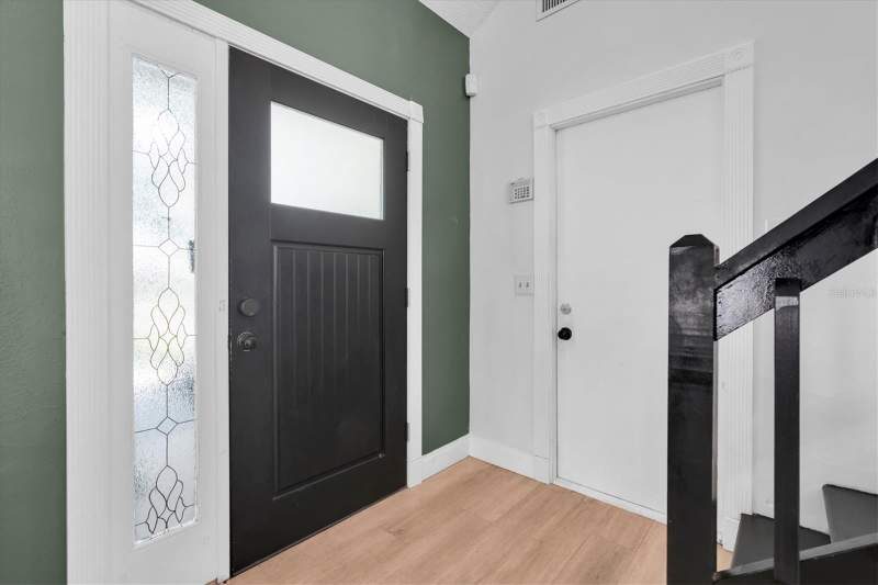4 bedroom Single Family Residence at 1901 Landside Drive, The Willows Unit 2, Valrico — photo 4