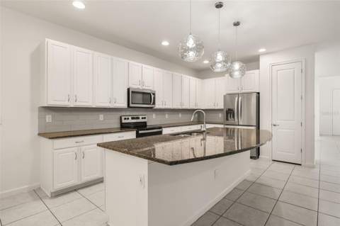 1078 Castlevecchio Loop, Orlando FL - photo 6 of 43
