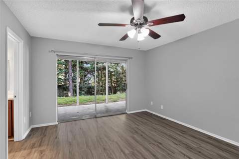 26430 Sleepy Hollow Street, Mount Plymouth FL - photo 12 of 32