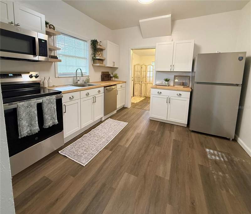 3 bedroom Single Family Residence at 1210 E 32nd Avenue, Buffalo Park 2nd Add, Tampa — photo 3