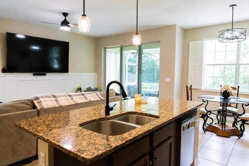 3 bedroom Townhouse at 2675 River Landing Drive, Riverview Twnhms Ph II, Sanford — photo 4