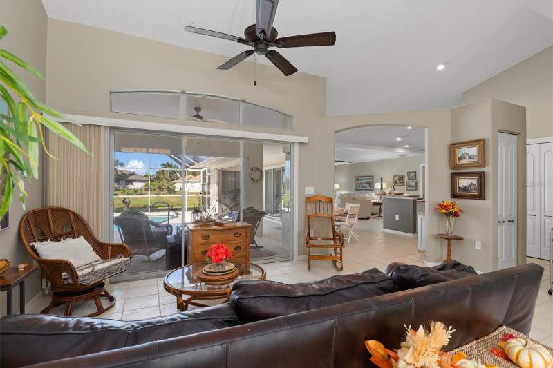 3 bedroom Single Family Residence at 17 Sportsman Road, Rotonda West Broadmoor, Rotonda West — photo 3