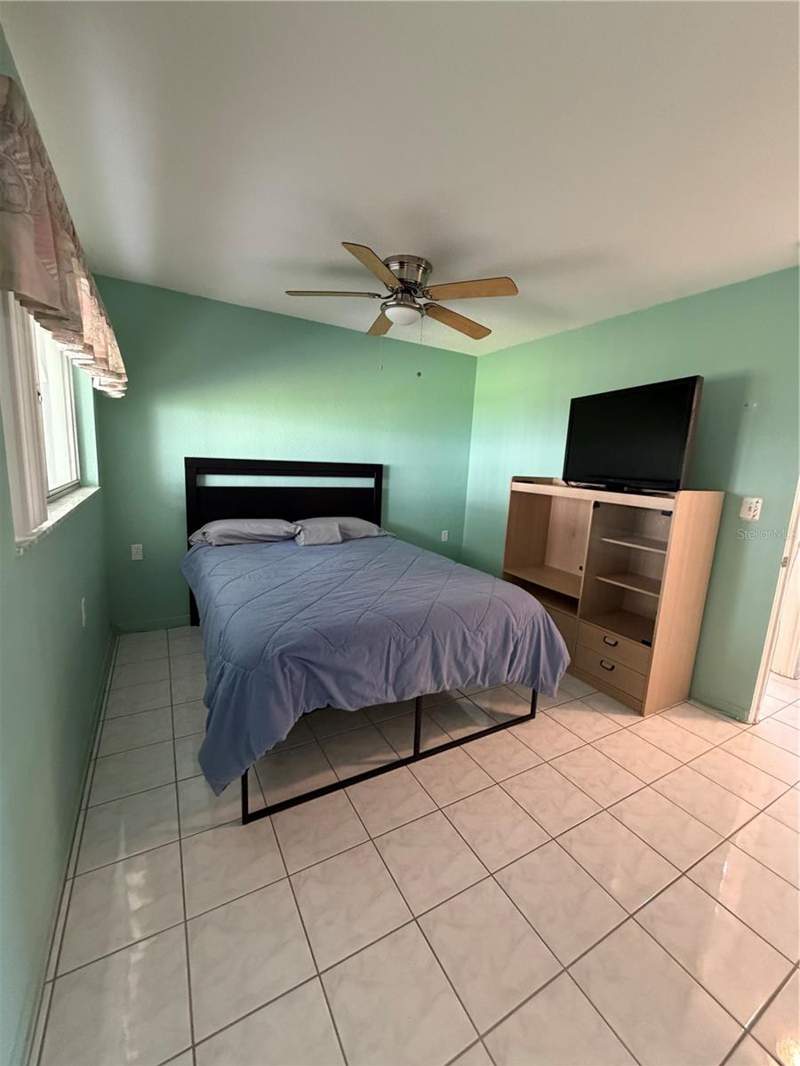 1 bedroom Condominium at 8555 112th Street #106, Seminole Garden Apts Co-Op, Seminole — photo 2