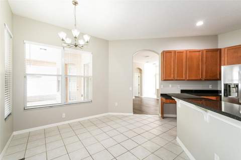 4320 Balington Drive, Valrico FL - photo 8 of 40