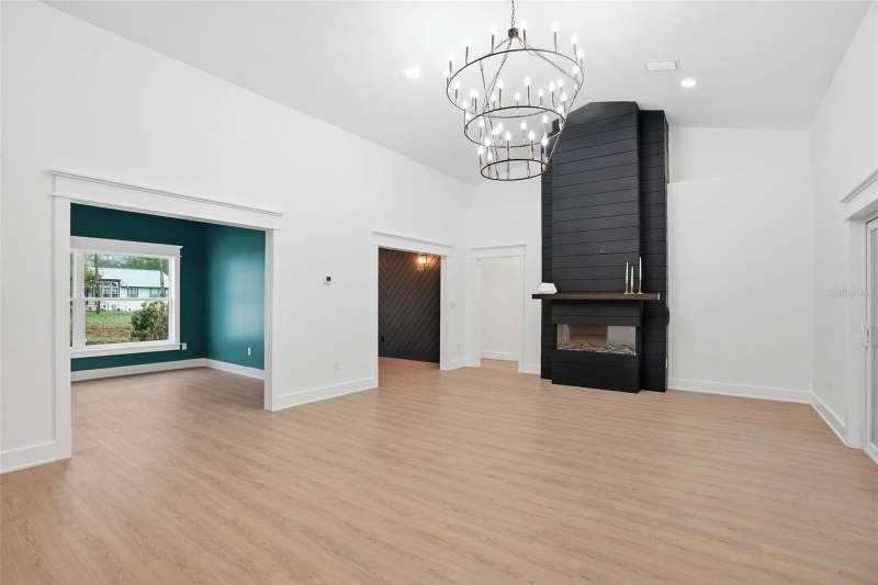 3 bedroom Single Family Residence at 34111 August Avenue, Ridge Manor Estate, Webster — photo 4