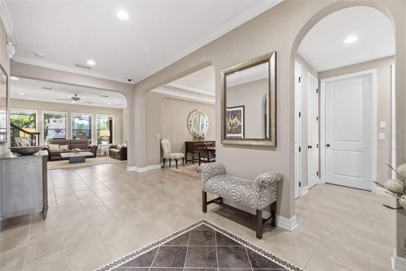 4 bedroom Single Family Residence at 14231 Avon Farms Drive, Retreat At Carrollwood, Tampa — photo 4