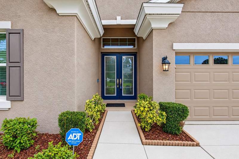 3 bedroom Single Family Residence at 8118 Water Color Drive, Lakeshore Ranch Ph I, Land O Lakes — photo 2