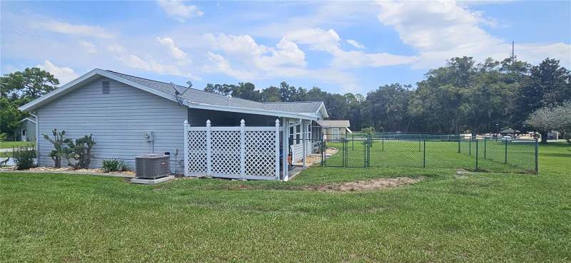 2 bedroom Single Family Residence at 8142 SW 106th Street, Palm Cay, Ocala — photo 4