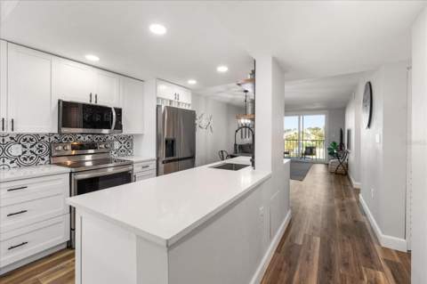 1324 Pasadena Avenue #204, South Pasadena FL - photo 6 of 6