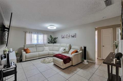 9724 Cypress Pond Avenue, Tampa FL - photo 18 of 30