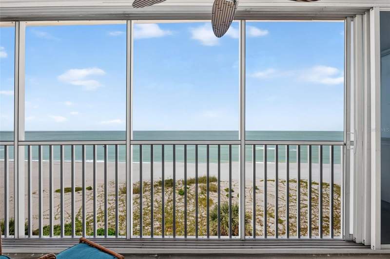 2 bedroom Condominium at 633 Alhambra Road #508, Venice Sands, Venice — photo 4