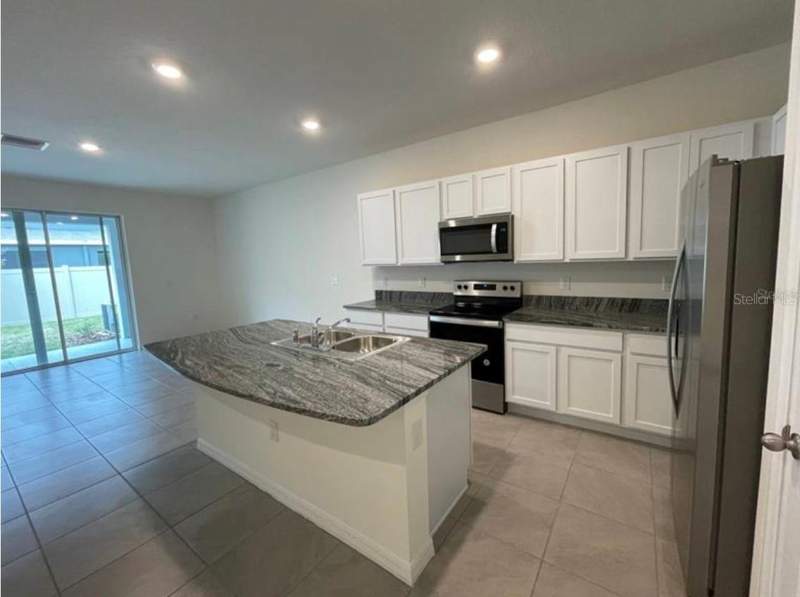 3 bedroom Townhouse at 32971 Pez Landing Lane, Union Park Ph 7B, Wesley Chapel — photo 5