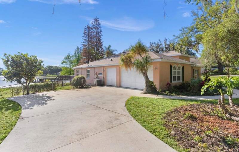 3 bedroom Single Family Residence at 9440 County Road 561, Clermont, Clermont — photo 3