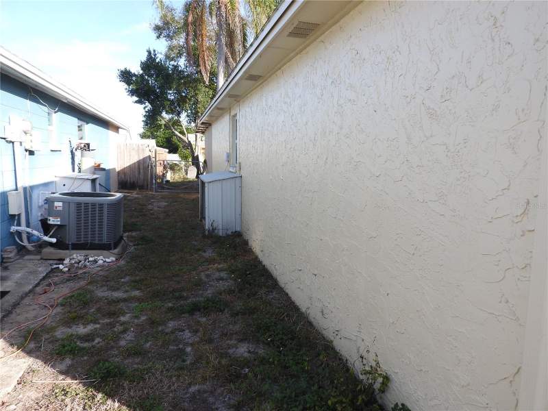 3 bedroom Single Family Residence at 1324 Viking Drive, Holiday Lake Estates, Holiday — photo 4