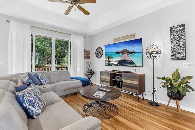 4 bedroom Single Family Residence at 995 Sadie Lane, Island Pointe Sub, Winter Garden — photo 3