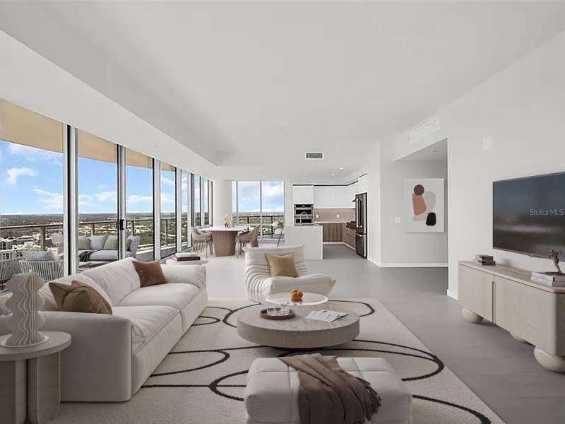 3 bedroom Condominium at 400 Central Avenue #3401, 400 Central, St Petersburg — photo 2