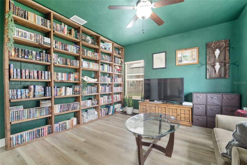 4 bedroom Single Family Residence at 6746 SE 12th Place, Deer Path Ph 3 A Sub, Ocala — photo 4