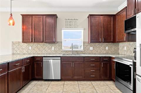13366 Barkingside Place, Spring Hill FL - photo 10 of 38