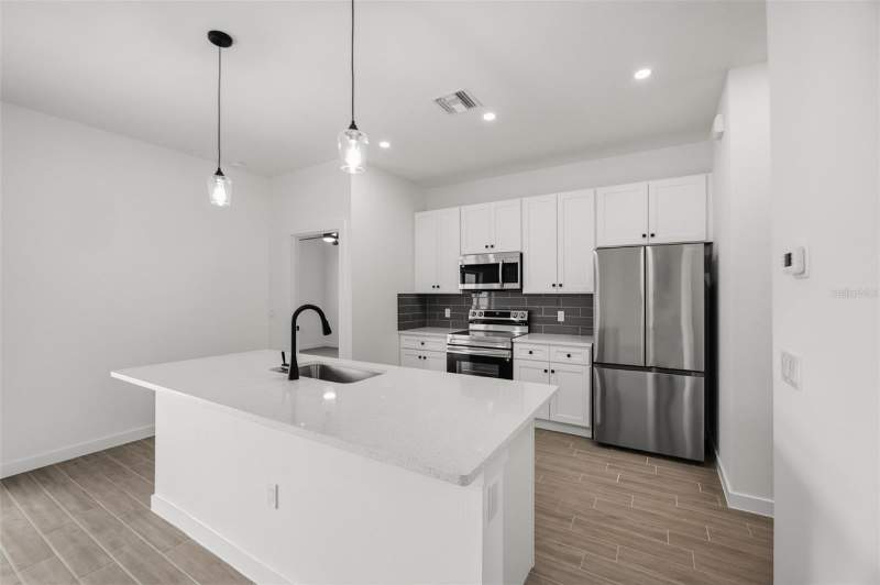 3 bedroom Single Family Residence at 1837 Remus Avenue, 1526 - Port Charlotte Sub 08, North Port — photo 3