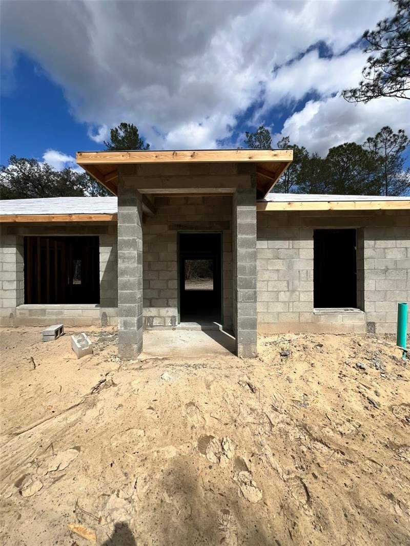 3 bedroom Single Family Residence at 3 Guava Pass Run, Silver Spgs Shores Un 38, Ocklawaha — photo 2