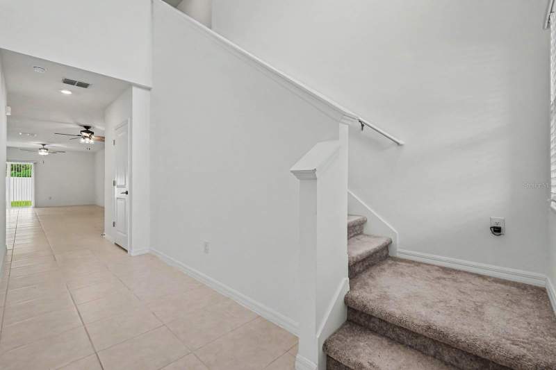 5 bedroom Single Family Residence at 6259 Back Forty Loop, Abbott Square Ph 1B, Zephyrhills — photo 5
