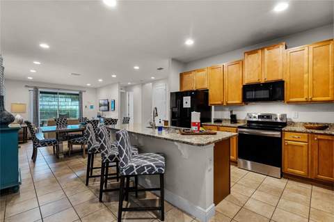 350 Pendant Court, Kissimmee FL - photo 6 of 85