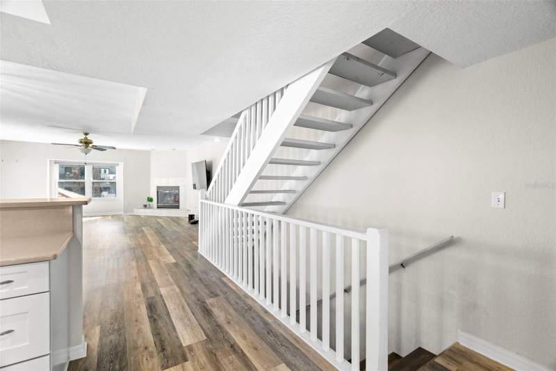3 bedroom Townhouse at 545 Pinellas Bayway S #207, Tern Bay Twnhms, Tierra Verde — photo 5
