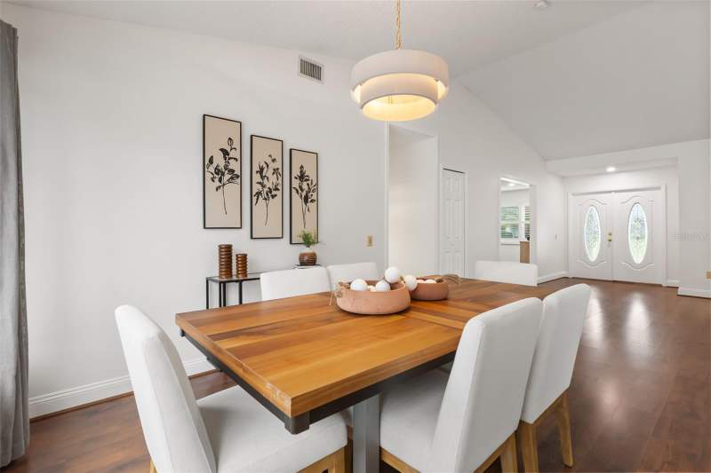 4 bedroom Single Family Residence at 7449 Sparkling Lake Road, Orange Tree Country Club, Orlando — photo 5