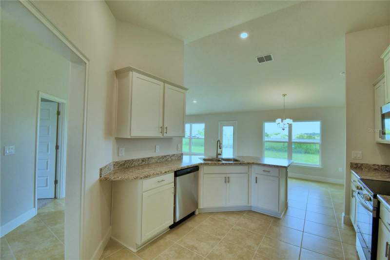 4 bedroom Single Family Residence at 4607 Calamint Lane, Cadence Crossing, Auburndale — photo 5
