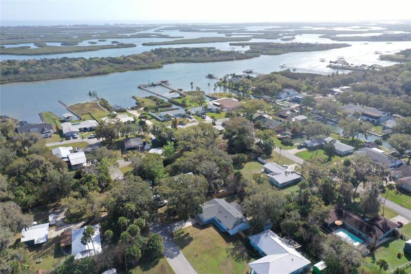 3 bedroom Single Family Residence at 168 N Cory Drive, Cory Estates, Edgewater — photo 4