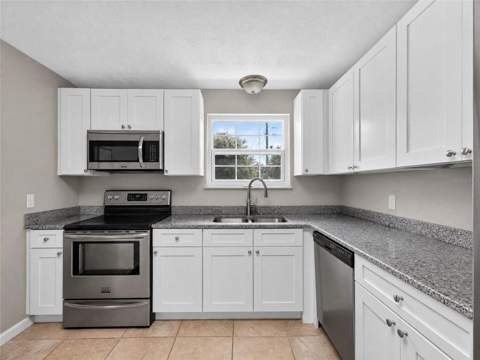 4386 Lake Underhill Road #D, Orlando FL - photo 10 of 64