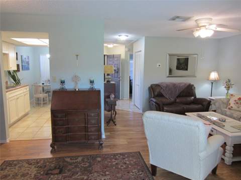4922 Grist Mill Circle, New Port Richey FL - photo 8 of 43