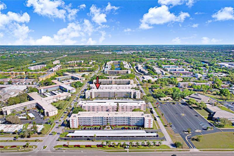 1 bedroom Condominium at 5603 80th Street #303, Five Towns Of St Pete, St Petersburg — photo 4