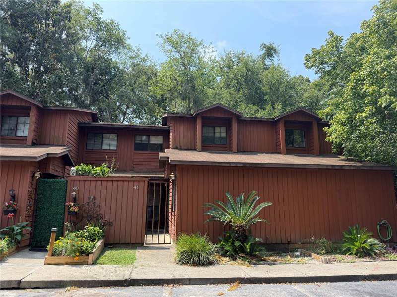 900 SW 62ND BOULEVARD #G41 home for sale in Rockwood Villas
