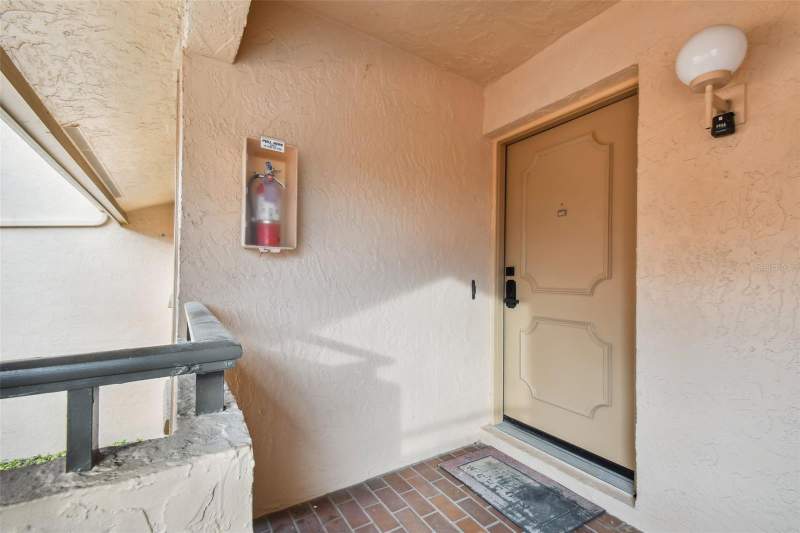 2 bedroom Condominium at 4800 Brittany Drive #102, Villas On Point Brittany Condo, St Petersburg — photo 2