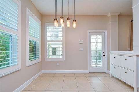 6135 Churchside Drive, Lithia FL - photo 13 of 55