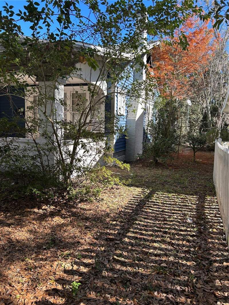3 bedroom Single Family Residence at 119 NW 7th Terrace, Browns Add Florida Court, Gainesville — photo 2
