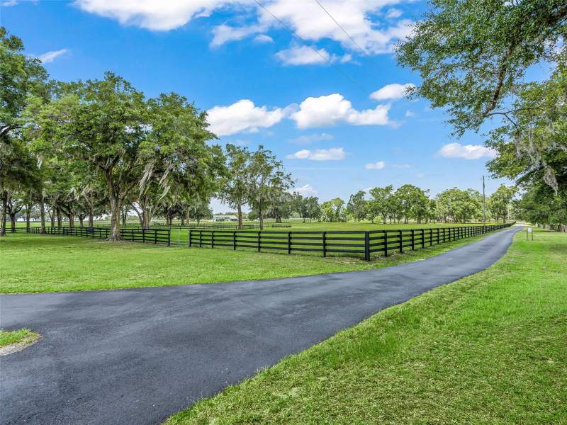 4 bedroom Single Family Residence at 12941 SW 8th Avenue, Kimberley Ranchettes, Ocala — photo 3